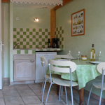 Gîte Tariquet : Salon / Salle à manger avec coin cuisine